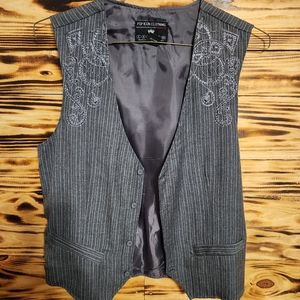 POP ICON CLOTHING vest